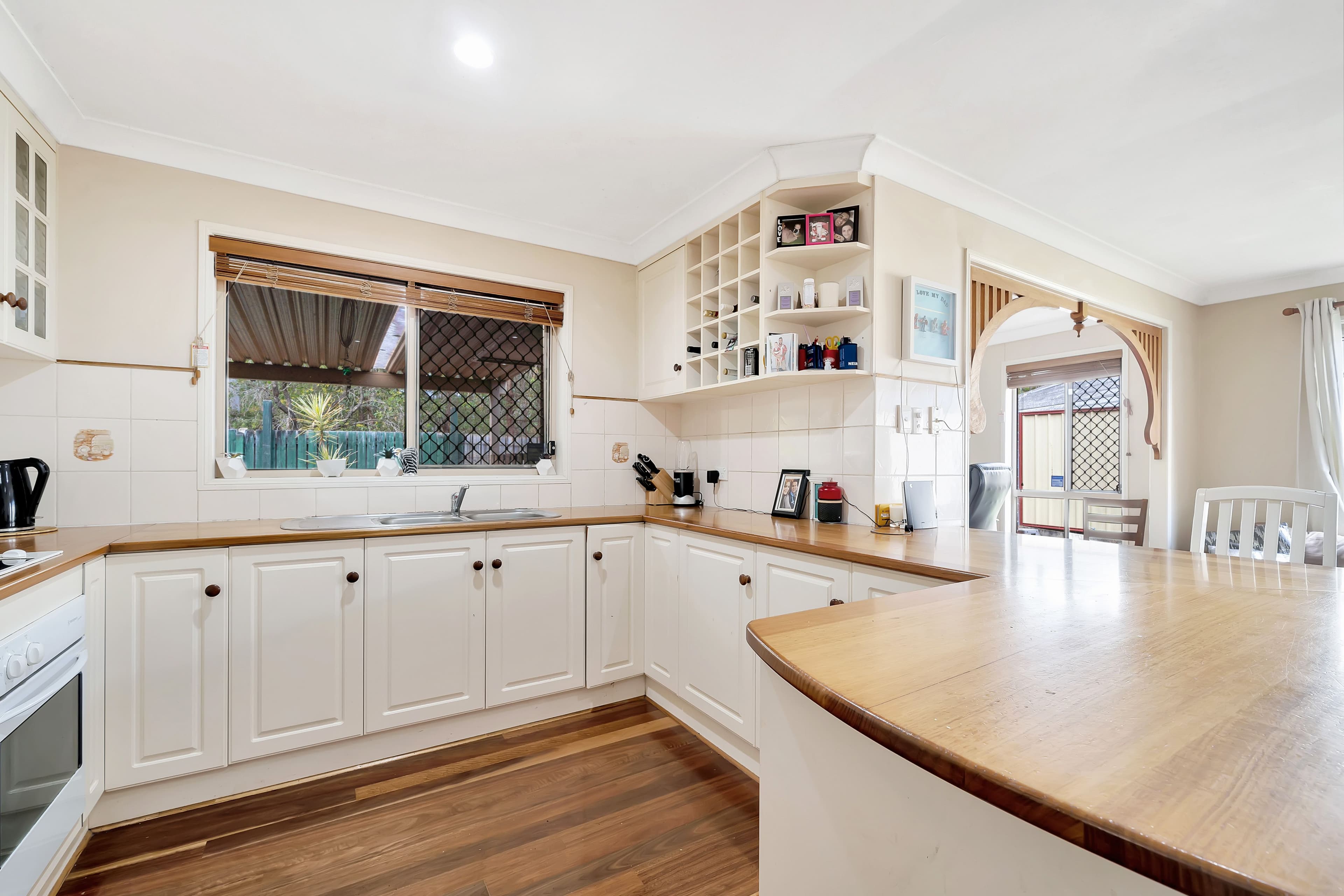 5 Sefton Court, Heritage Park QLD 4118, Heritage Park - Thumbnail 4