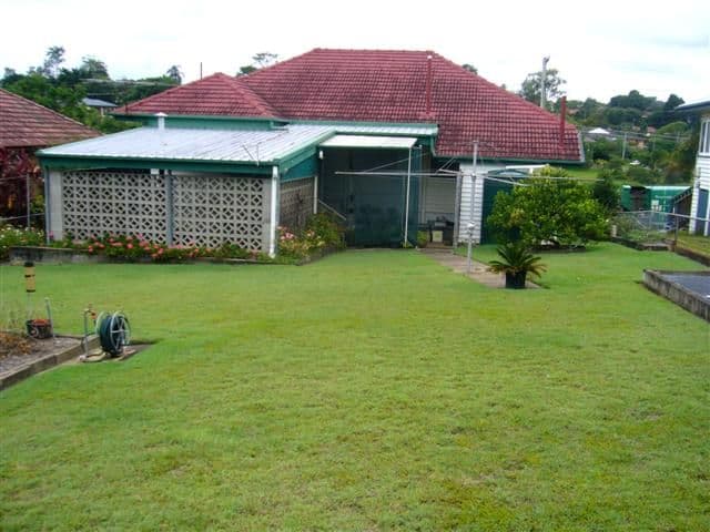 149 Birdwood Road, HOLLAND PARK WEST QLD 4121, Holland Park West - Thumbnail 4
