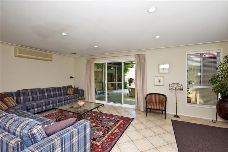 3 Toohey Cove, ELEEBANA NSW 2282, Eleebana - Thumbnail 6