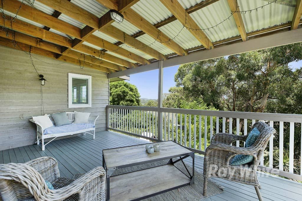 18 Sandra Street, Fennell Bay - Thumbnail 2