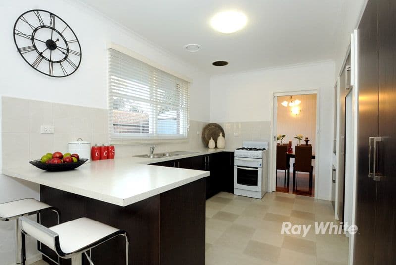 2B Rutherglen Street, NOBLE PARK VIC 3174, Noble Park - Thumbnail 3