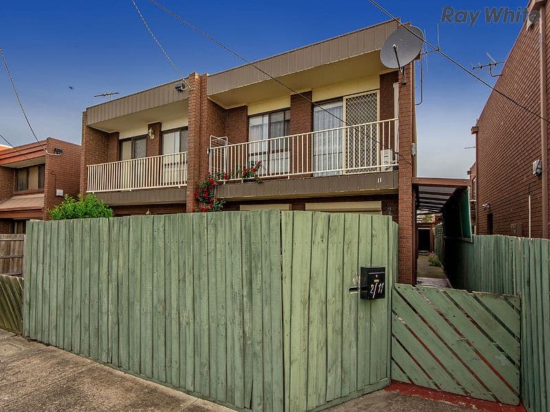 11 John Street, ST ALBANS VIC 3021, St Albans - Thumbnail 5