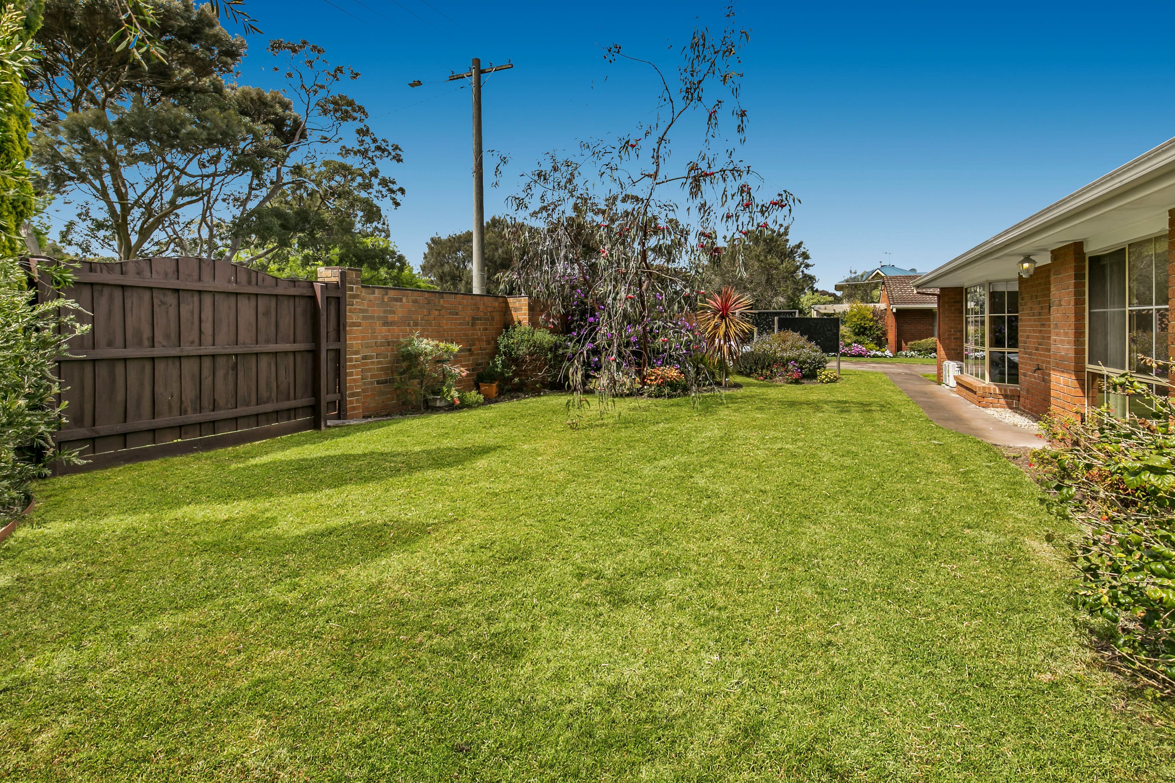 65 Herbert Street, Mornington VIC 3931, Mornington - Thumbnail 2