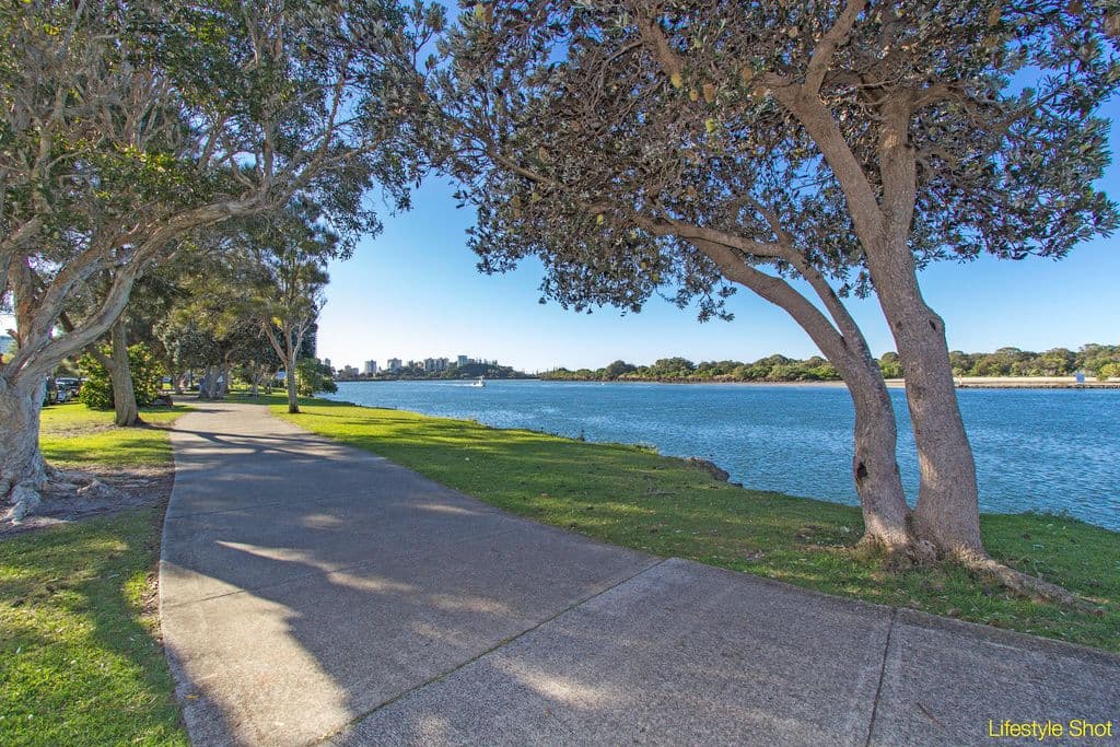 12 Solander Street, Tweed Heads NSW 2485, Tweed Heads - Thumbnail 3