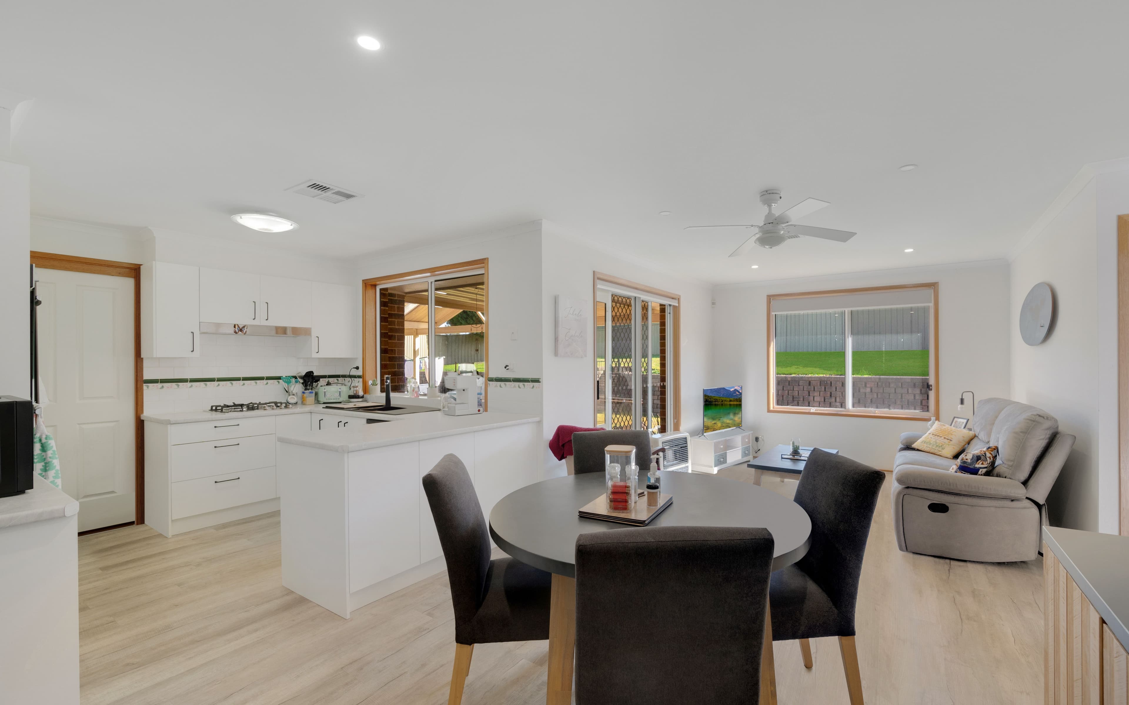 9 Marcus Clarke Crescent, Glenmore Park NSW 2745, Glenmore Park - Thumbnail 3