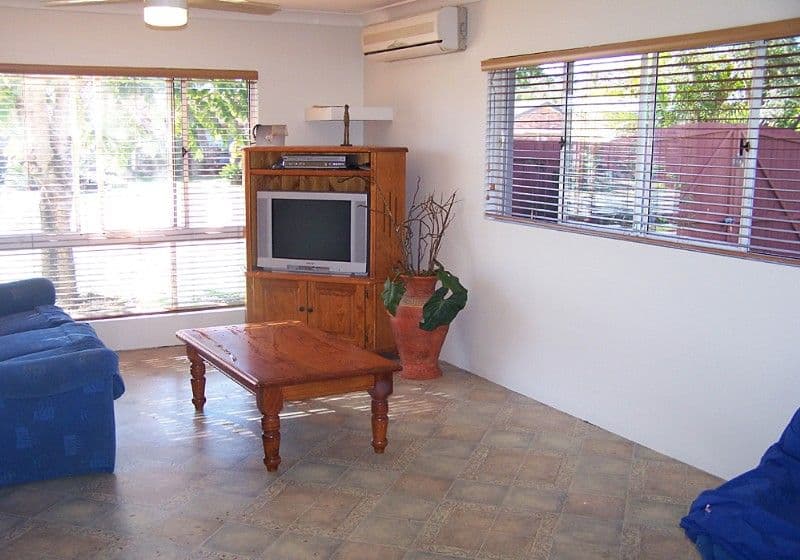 31 Avocado Street, ELANORA QLD 4221, Elanora - Thumbnail 6