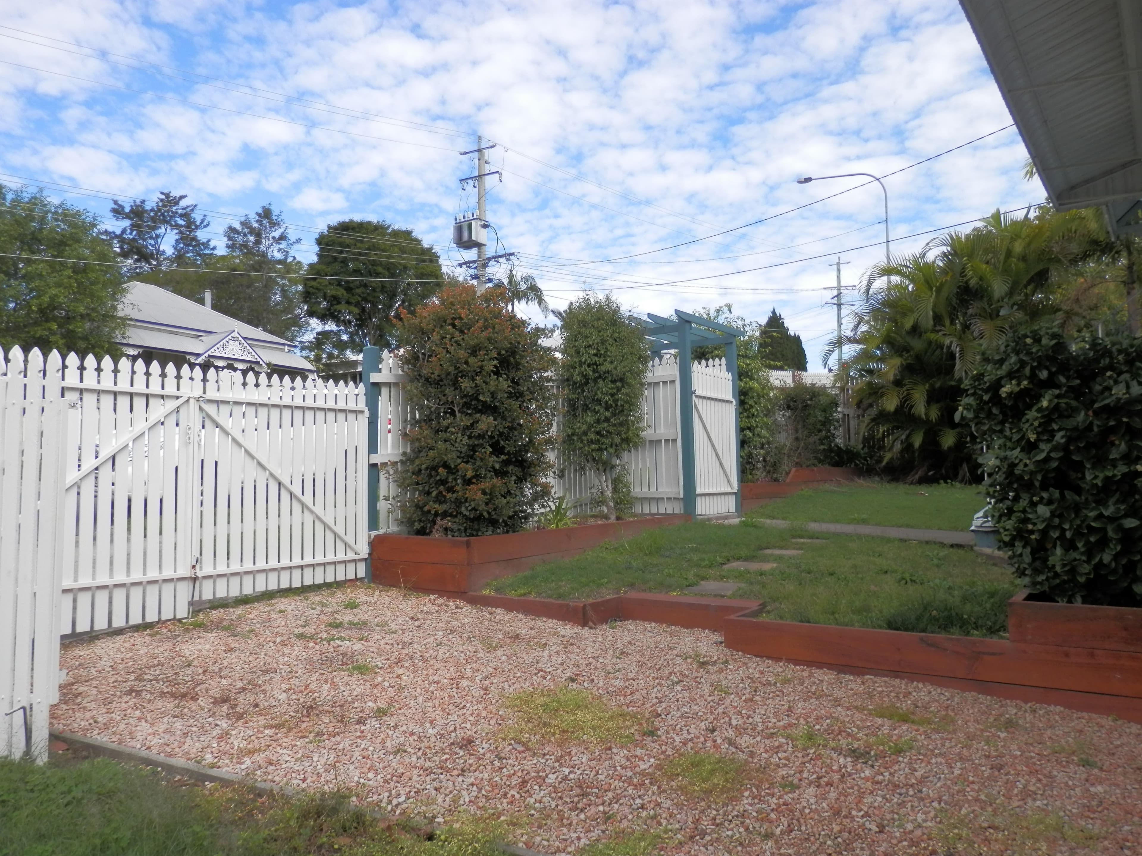 25 Macrae Street, Coalfalls QLD 4305, Coalfalls - Thumbnail 2
