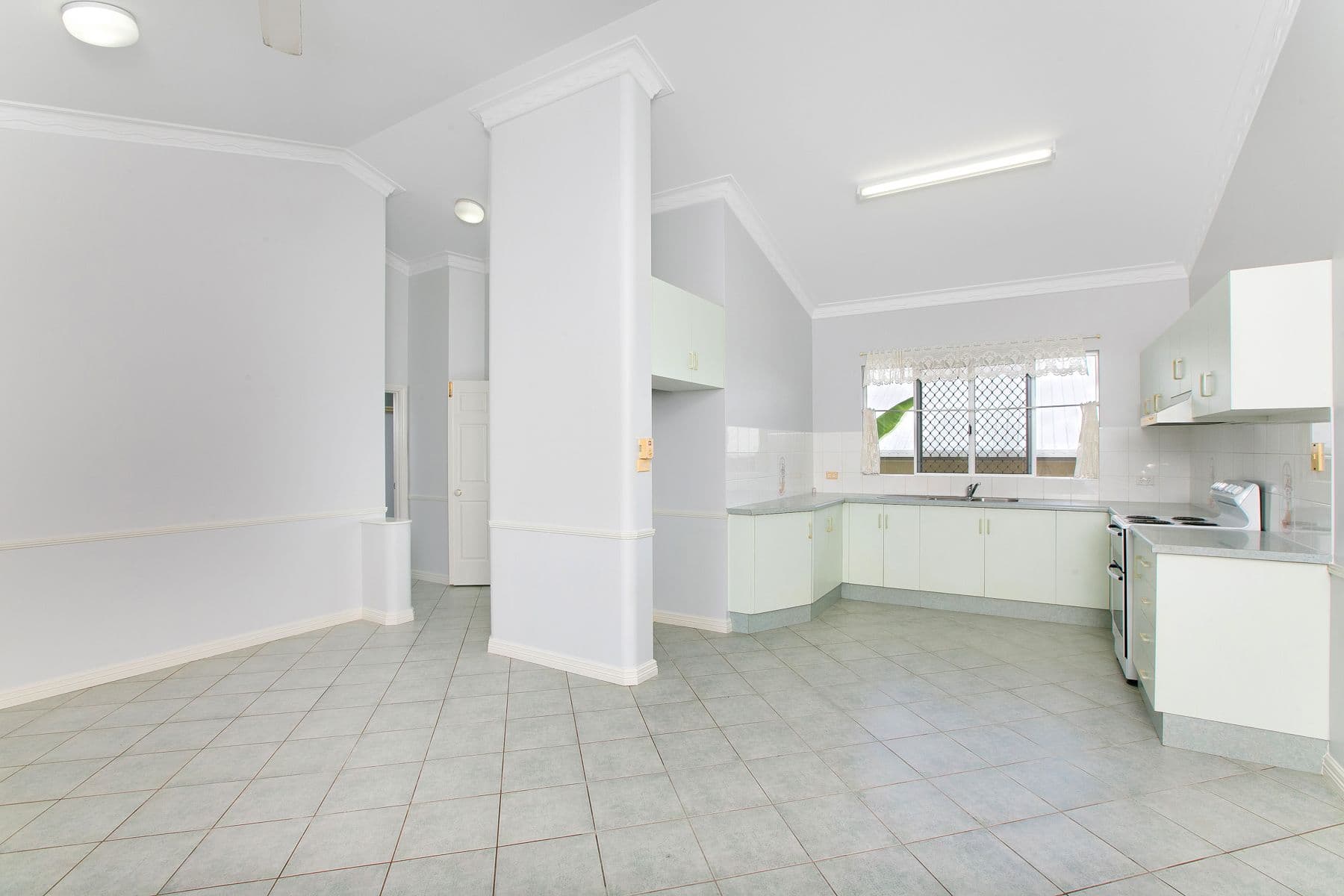 91 Lachlan Parade, Trevallyn, Trevallyn - Thumbnail 4