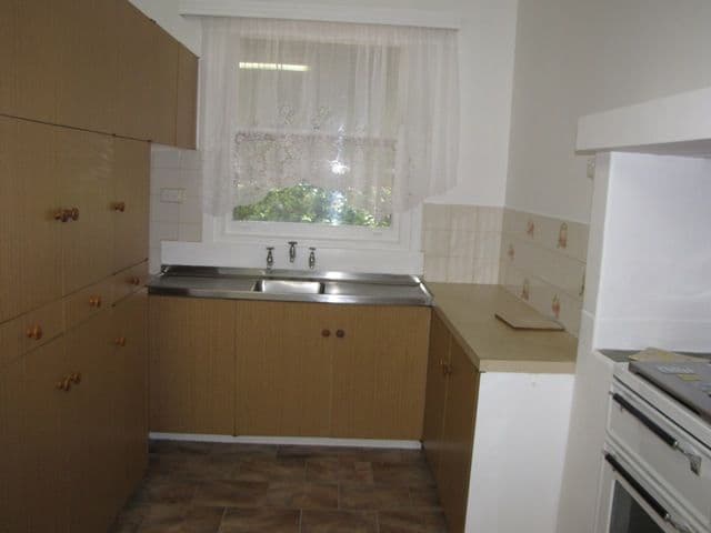 37 Laffer Street, BARMERA SA 5345, Barmera - Thumbnail 2