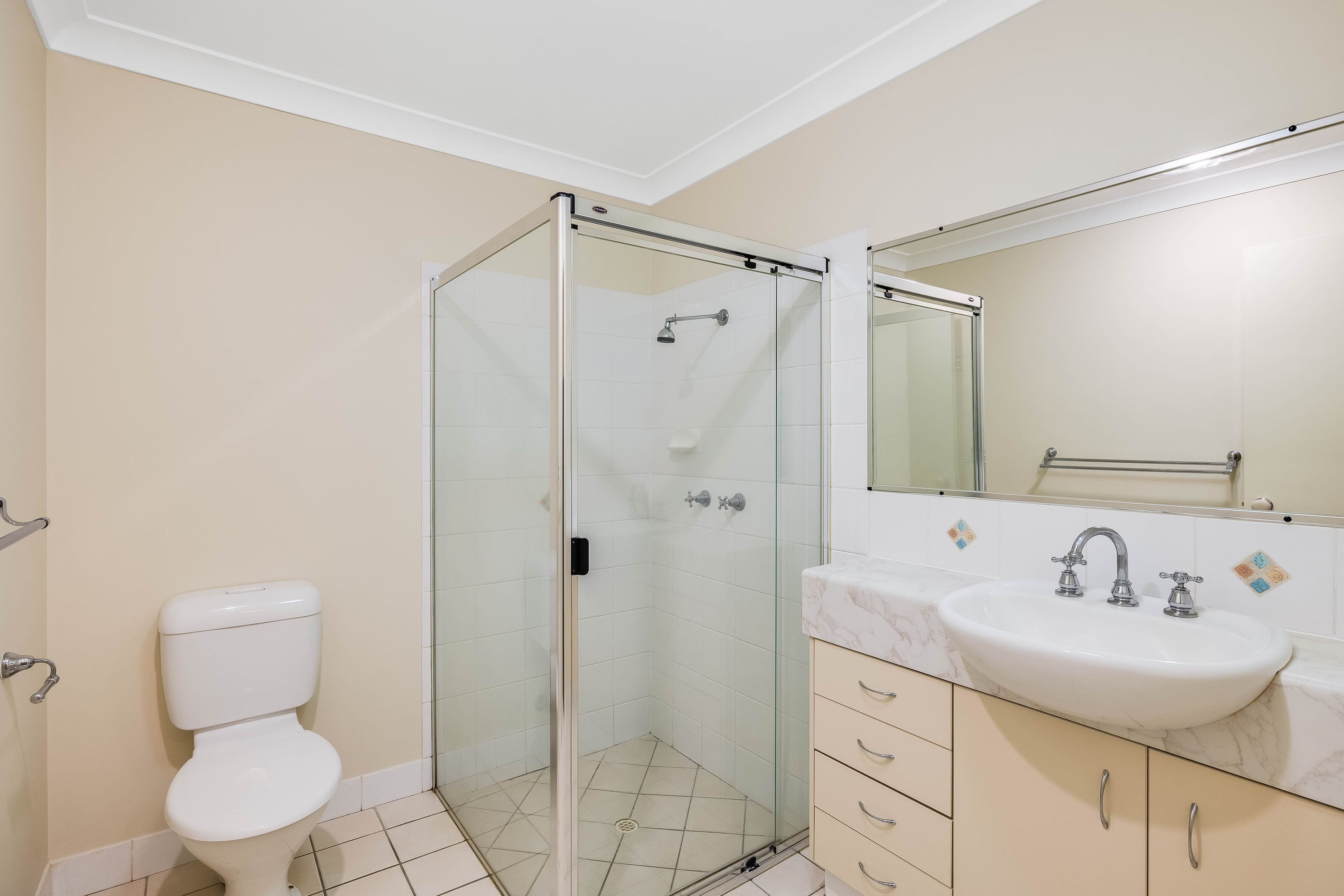 157 Spring Street, Middle Ridge QLD 4350, Middle Ridge - Thumbnail 7