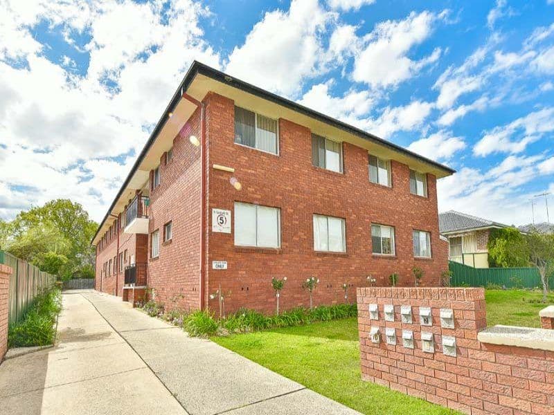 6 Reddall Street, CAMPBELLTOWN NSW 2560, Campbelltown - Image 1