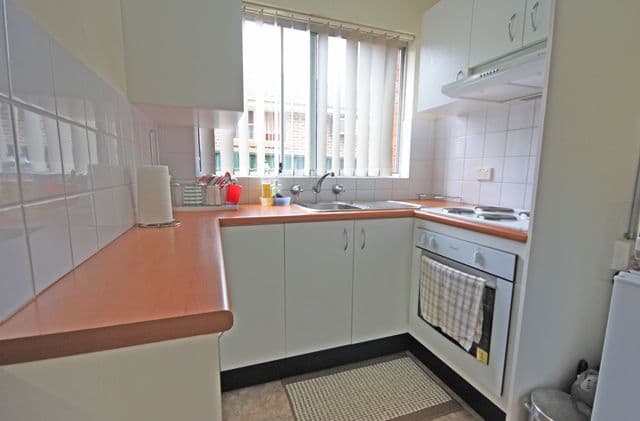 6 Reddall Street, CAMPBELLTOWN NSW 2560, Campbelltown - Thumbnail 2