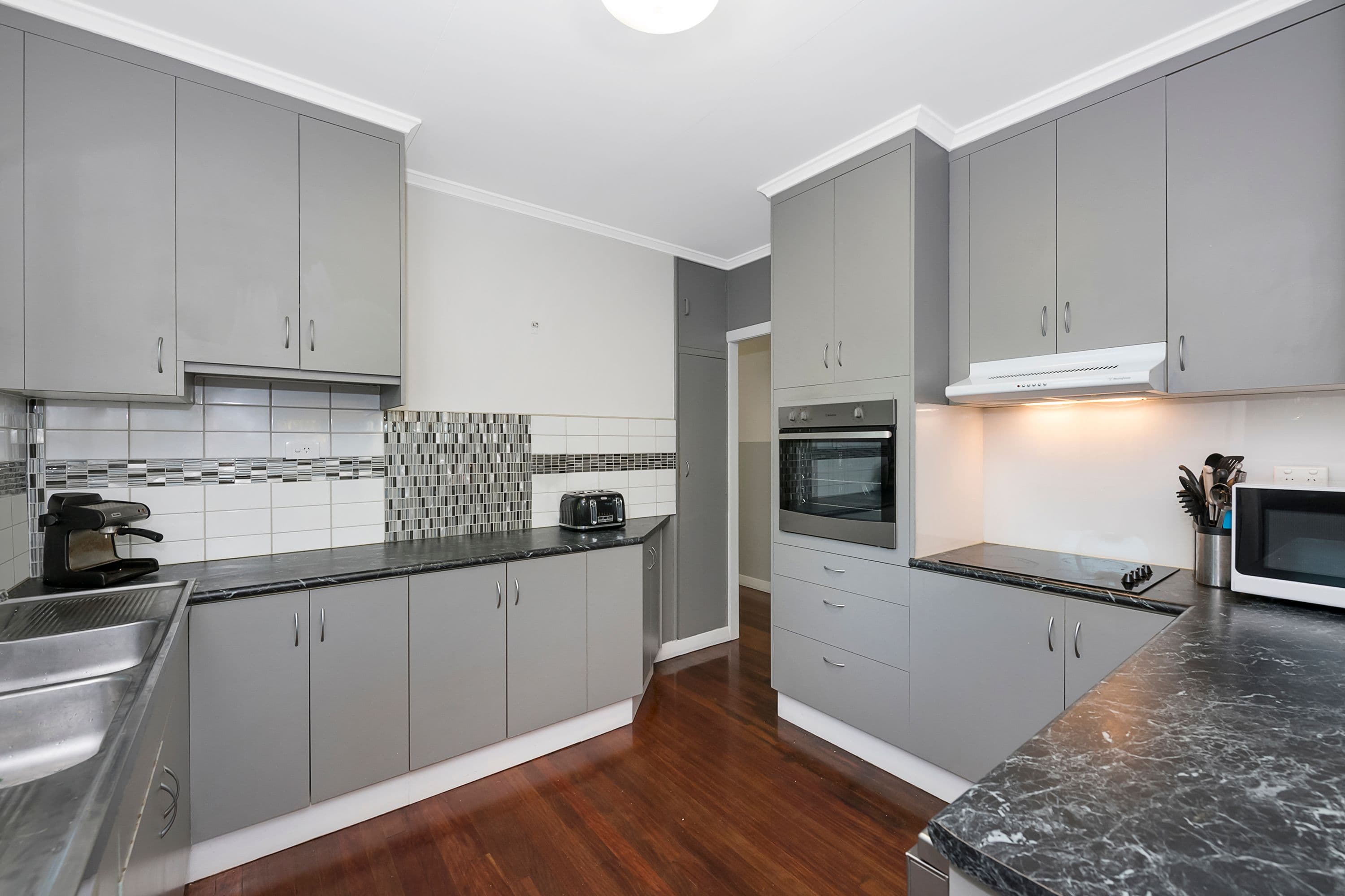 4 Choonda Street, Cranbrook QLD 4814, Cranbrook - Thumbnail 3
