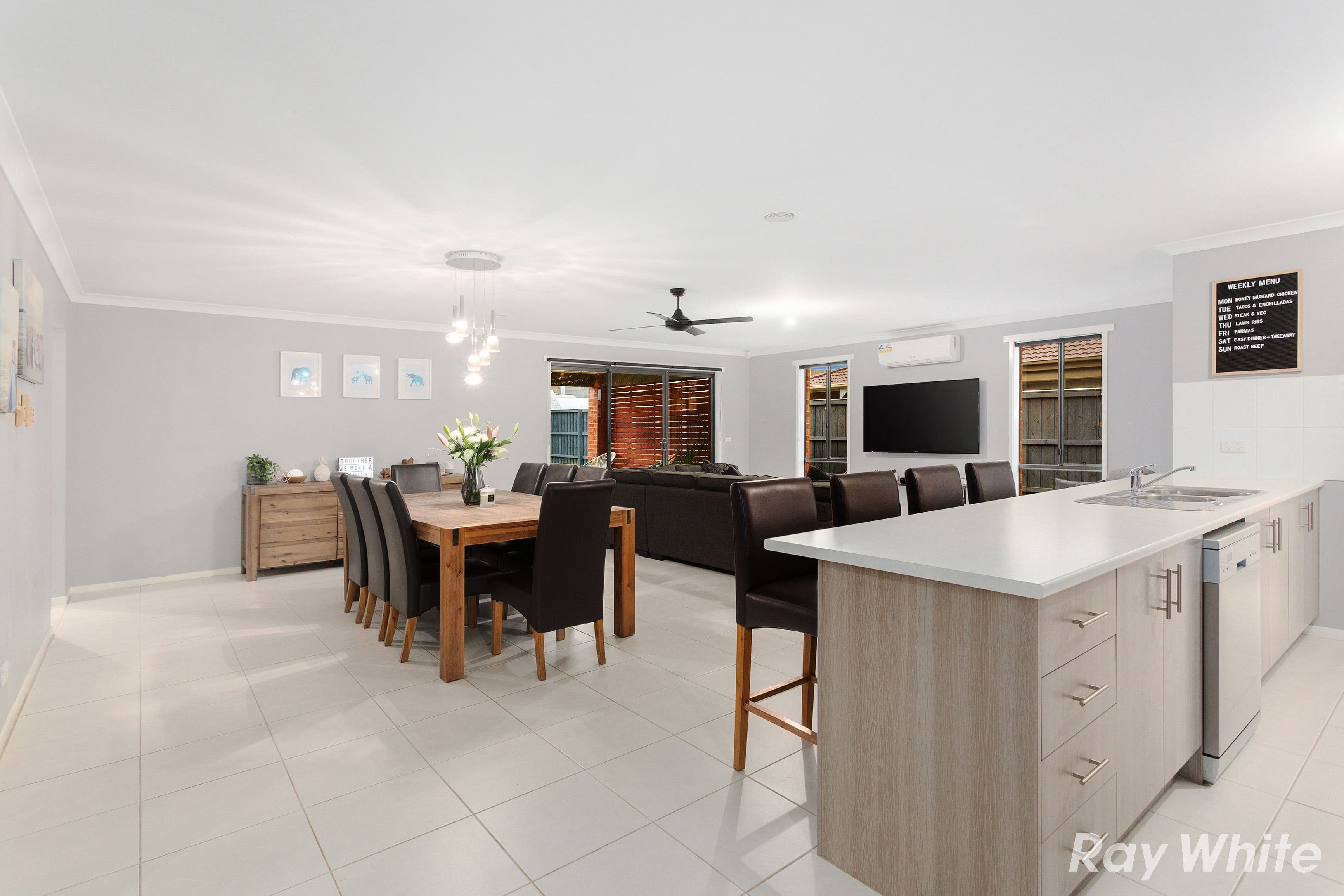 64 Greendale Boulevard, Pakenham VIC 3810, Pakenham - Thumbnail 5