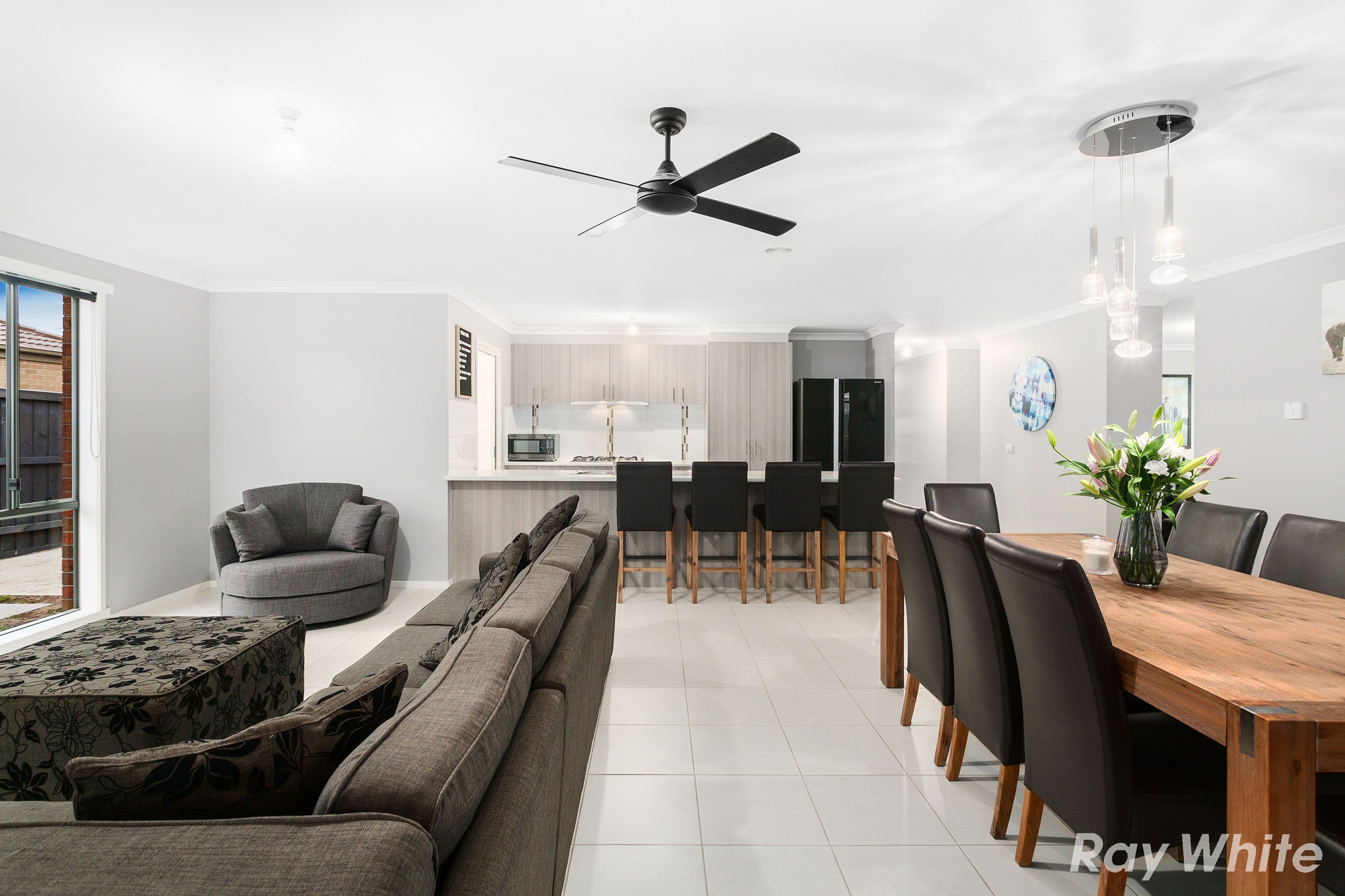 64 Greendale Boulevard, Pakenham VIC 3810, Pakenham - Thumbnail 8