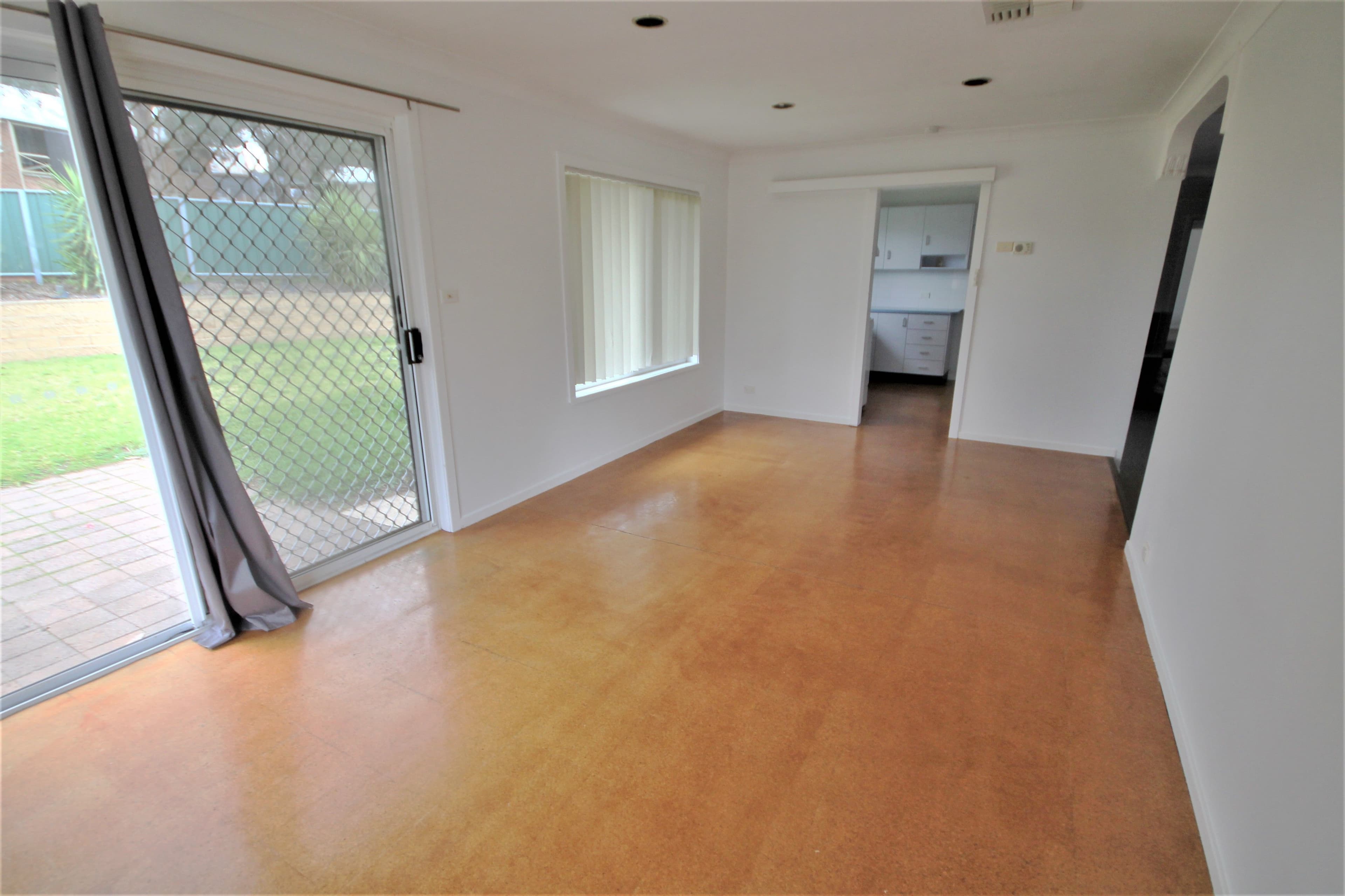 69 Blackett Avenue, Young - Thumbnail 7