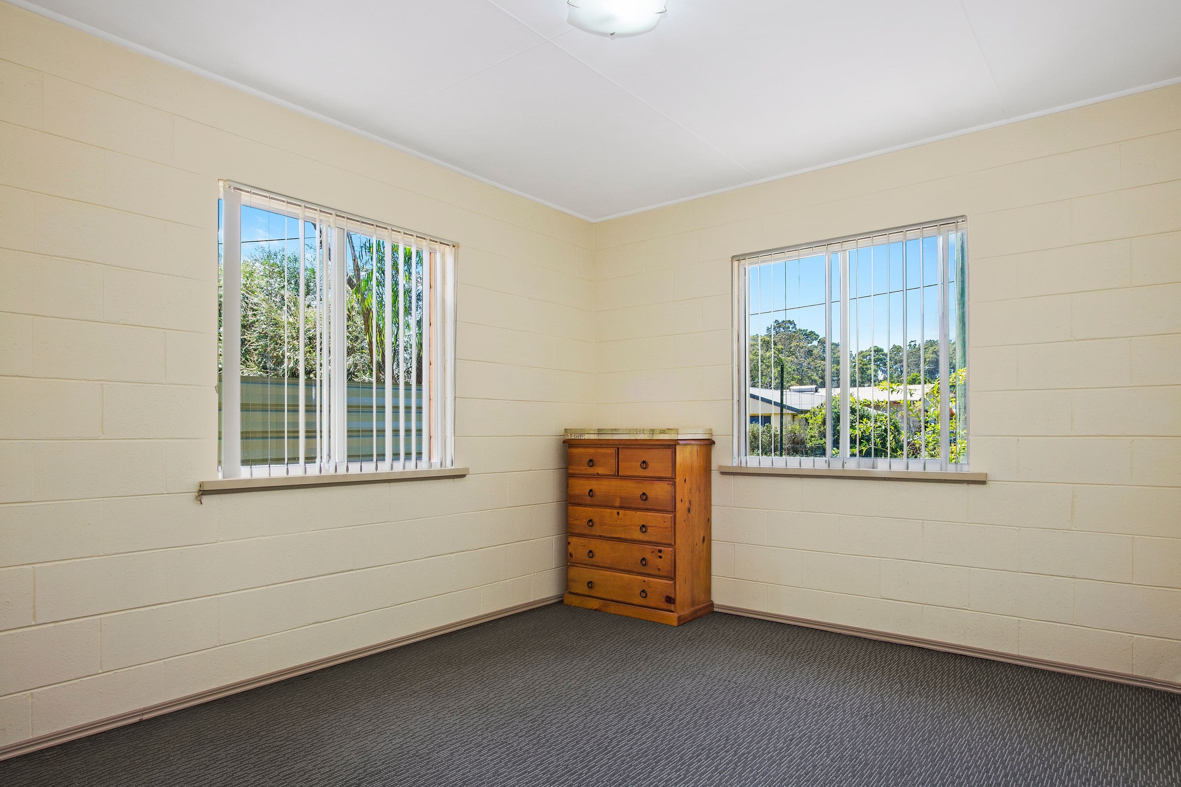 64 Edward Road, Batehaven - Thumbnail 6