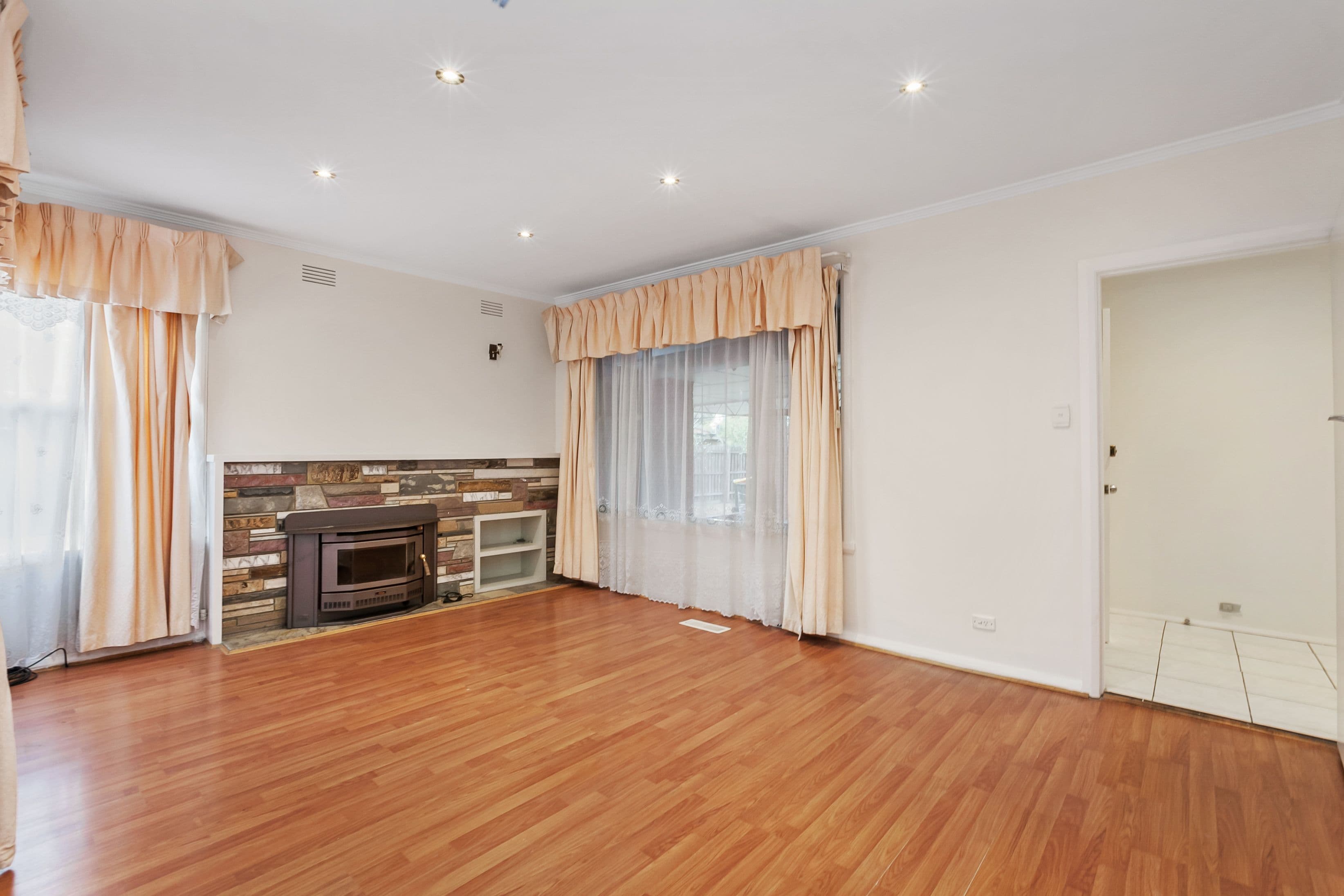 37 Houston Street, Epping VIC 3076, Epping - Thumbnail 4