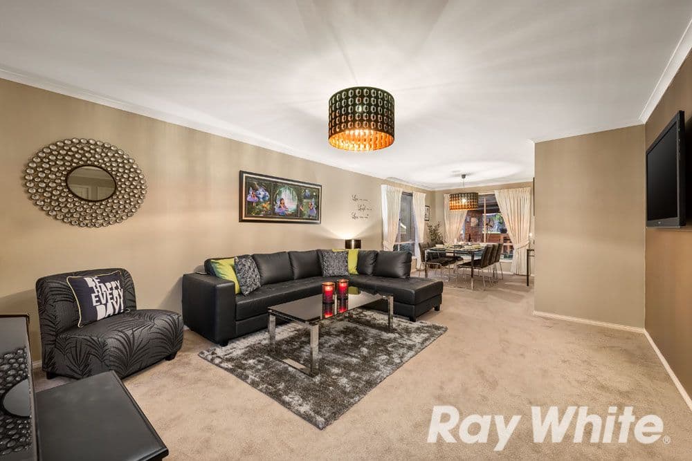9 Ian Court, Rowville VIC 3178, Rowville - Thumbnail 2