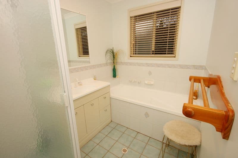 12 Riverbreeze Way, KULUIN QLD 4558, Kuluin - Thumbnail 4