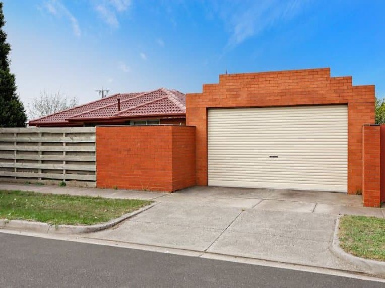 4 Kandra Street, Dandenong North, Dandenong North - Thumbnail 2