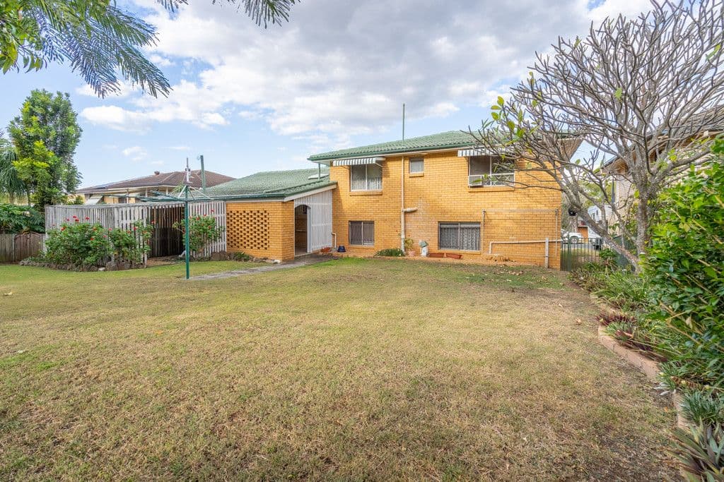 3 Devon Street, Eastern Heights QLD 4305, Eastern Heights - Thumbnail 3