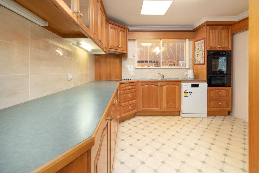 3 Devon Street, Eastern Heights QLD 4305, Eastern Heights - Thumbnail 5