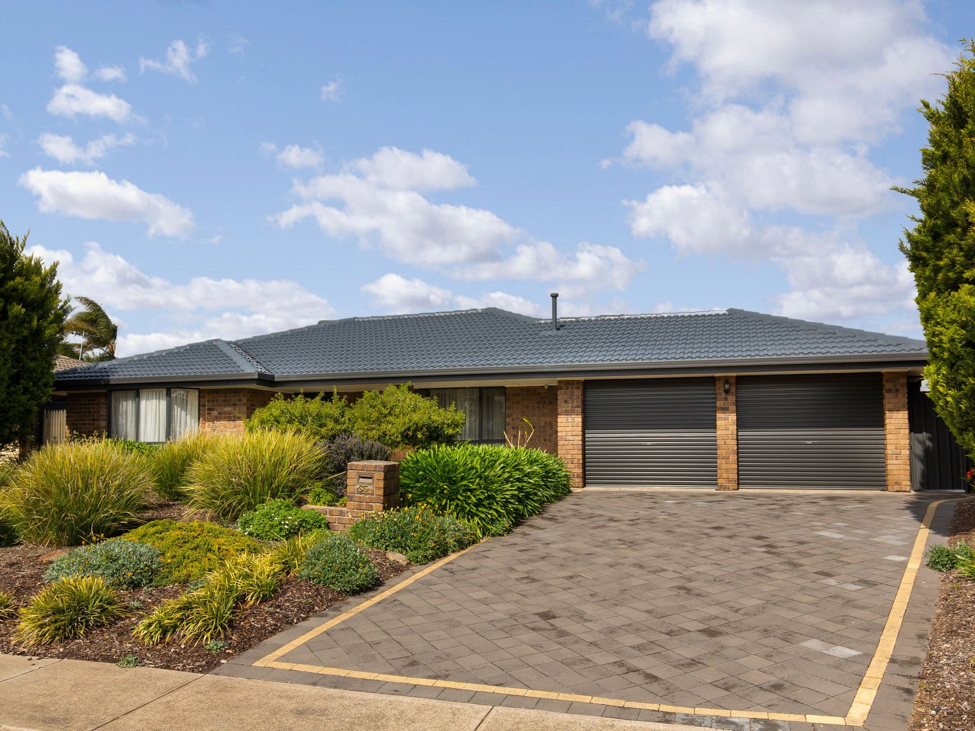 38 Equestrian Drive, Woodcroft SA 5162, Woodcroft - Thumbnail 2