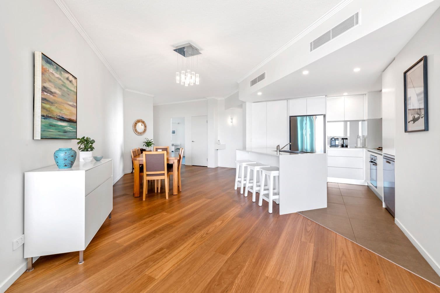 20 Bayview Street, Runaway Bay QLD 4216, Runaway Bay - Thumbnail 6