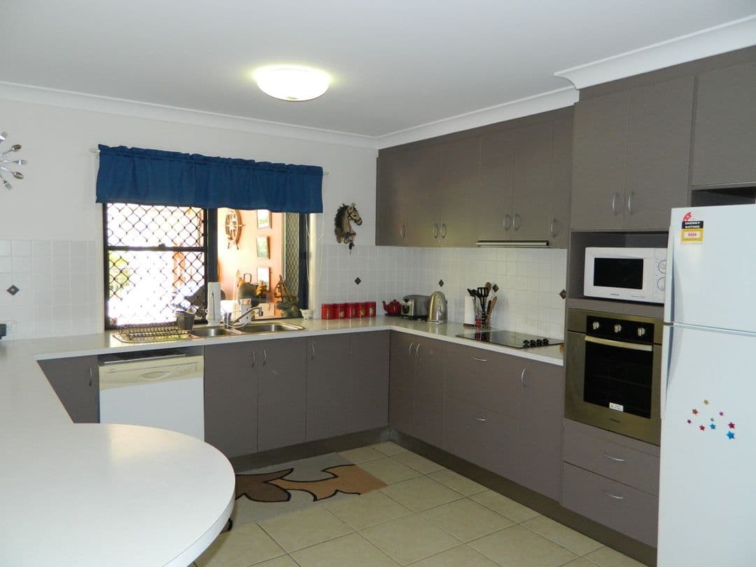 7 OXLEY Crescent, ERAKALA QLD 4740, Erakala - Thumbnail 4