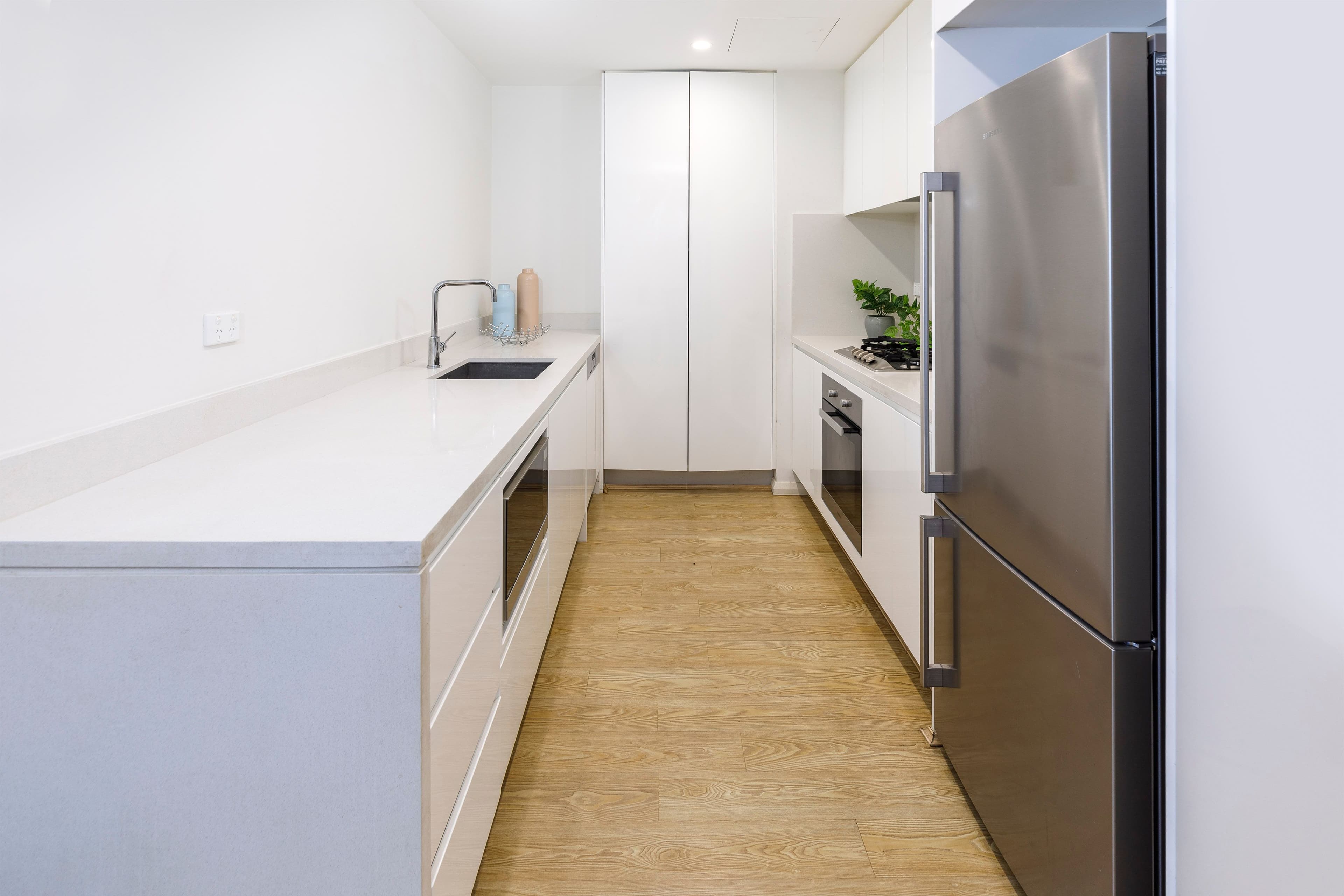 1 Allengrove Crescent, North Ryde NSW 2113, North Ryde - Thumbnail 2