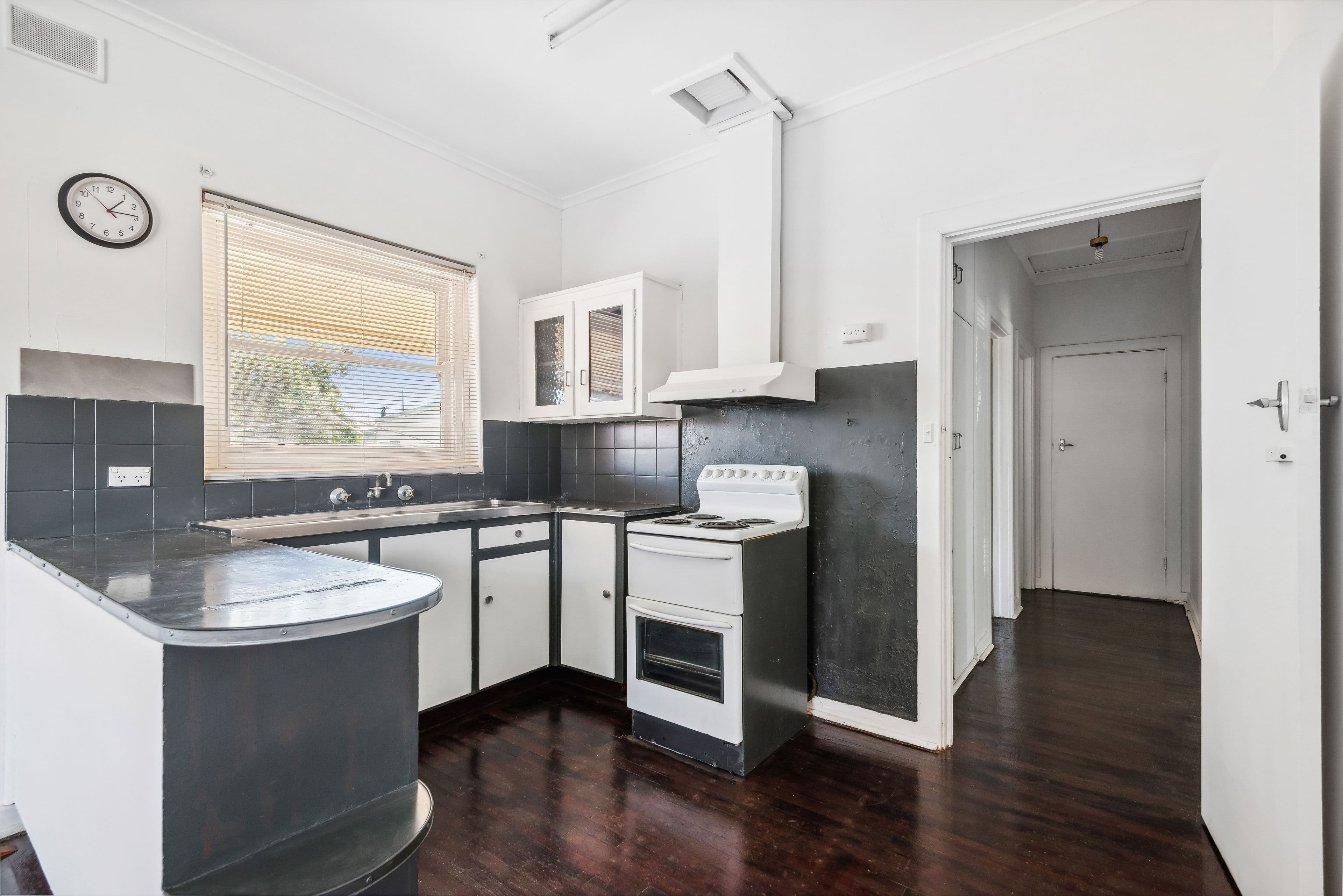 18 Ormond Avenue, Clearview SA 5085, Clearview - Thumbnail 4