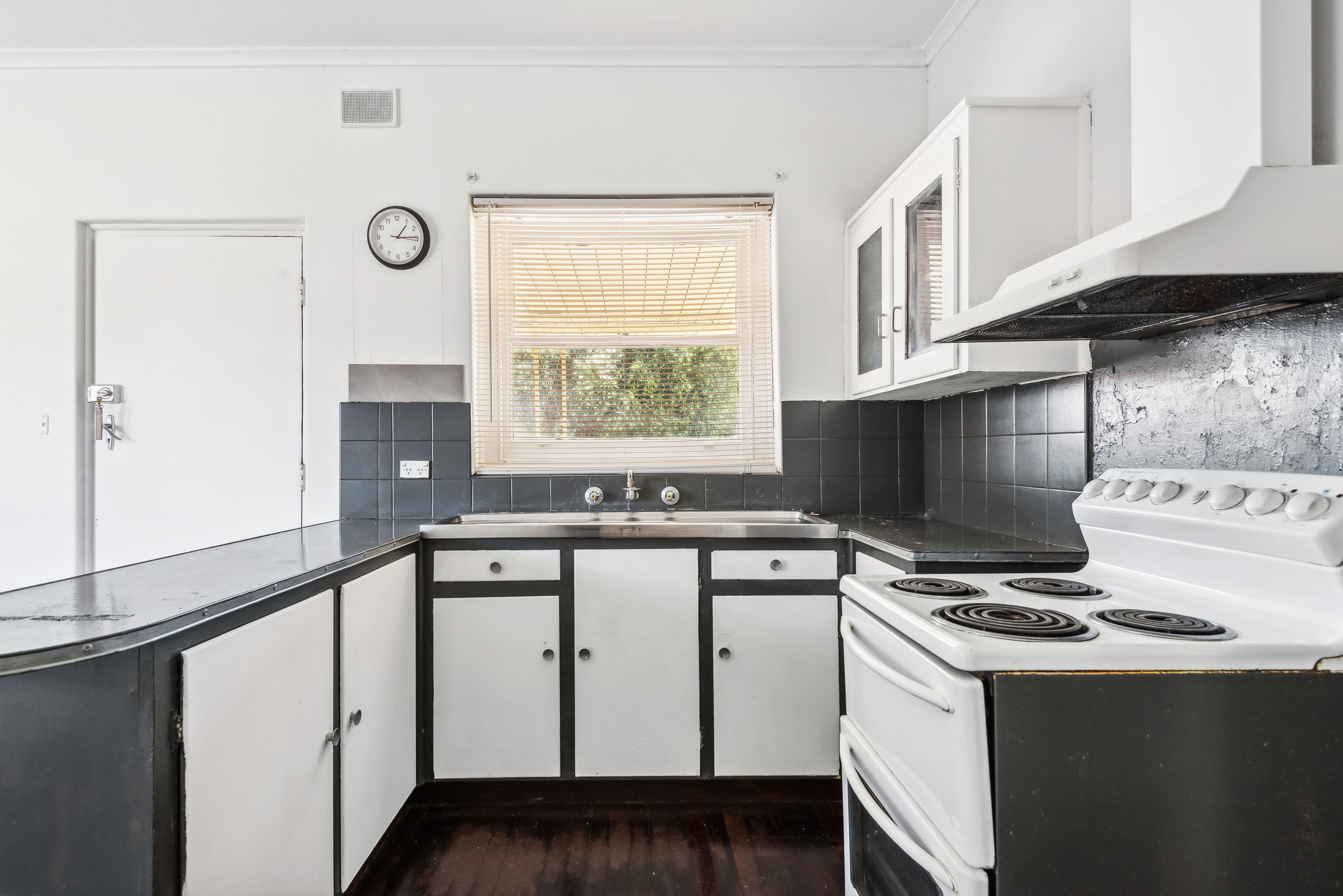 18 Ormond Avenue, Clearview SA 5085, Clearview - Thumbnail 5