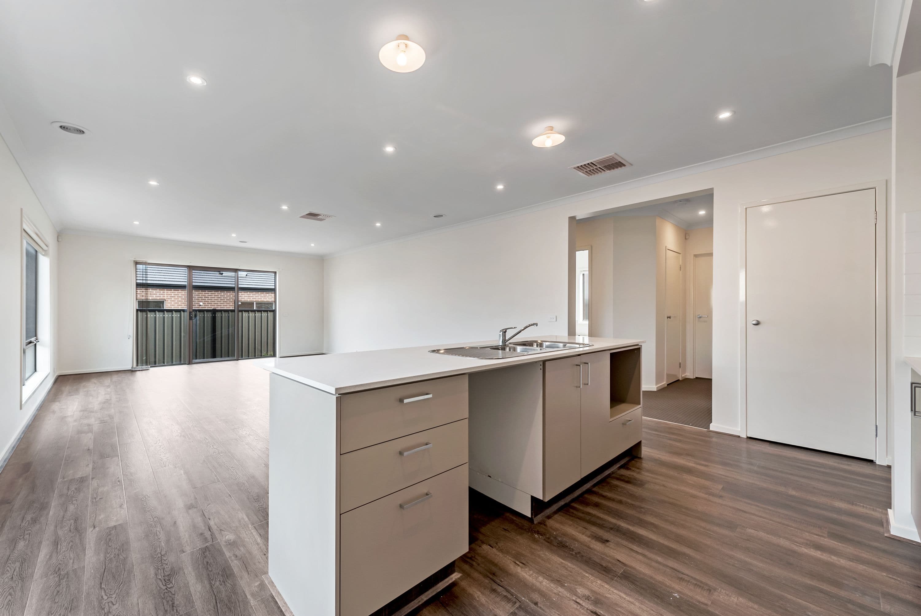 3 Angove Street, CRAIGIEBURN VIC 3064, Craigieburn - Thumbnail 3