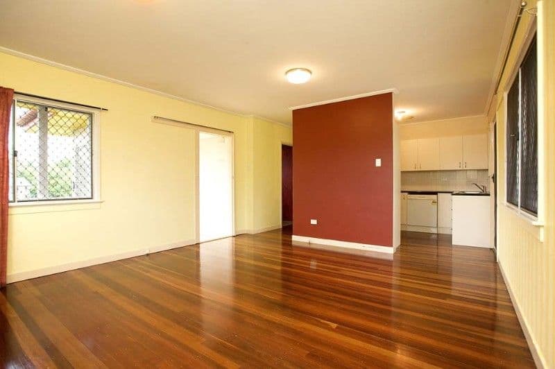 87 Abbeville Street, UPPER MOUNT GRAVATT QLD 4122, Upper Mount Gravatt - Thumbnail 2