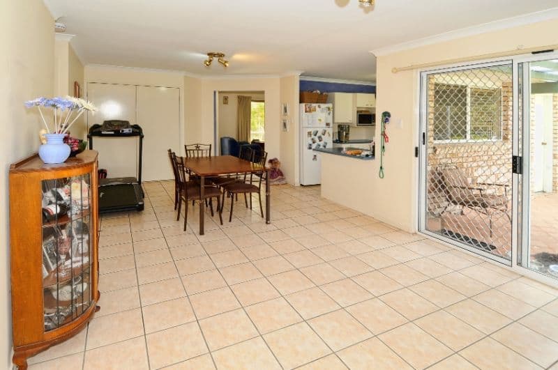 17 St James Court, LITTLE MOUNTAIN QLD 4551, Little Mountain - Thumbnail 2