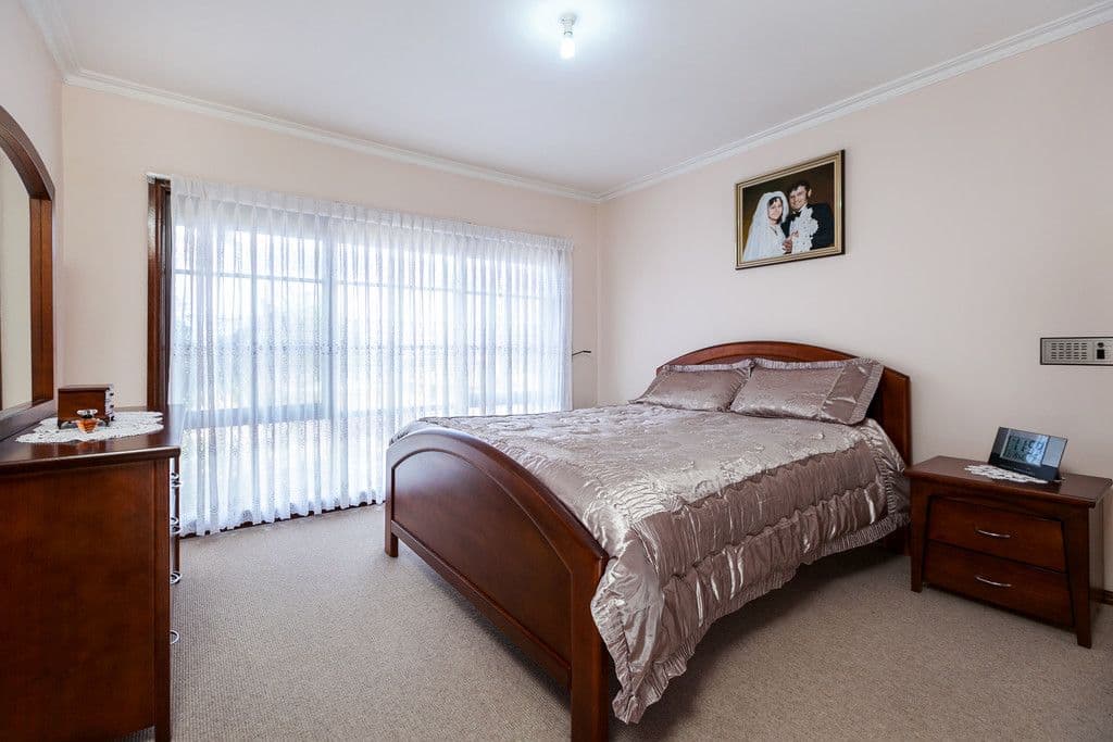 22 Diplomat Drive, THOMASTOWN VIC 3074, Thomastown - Thumbnail 8