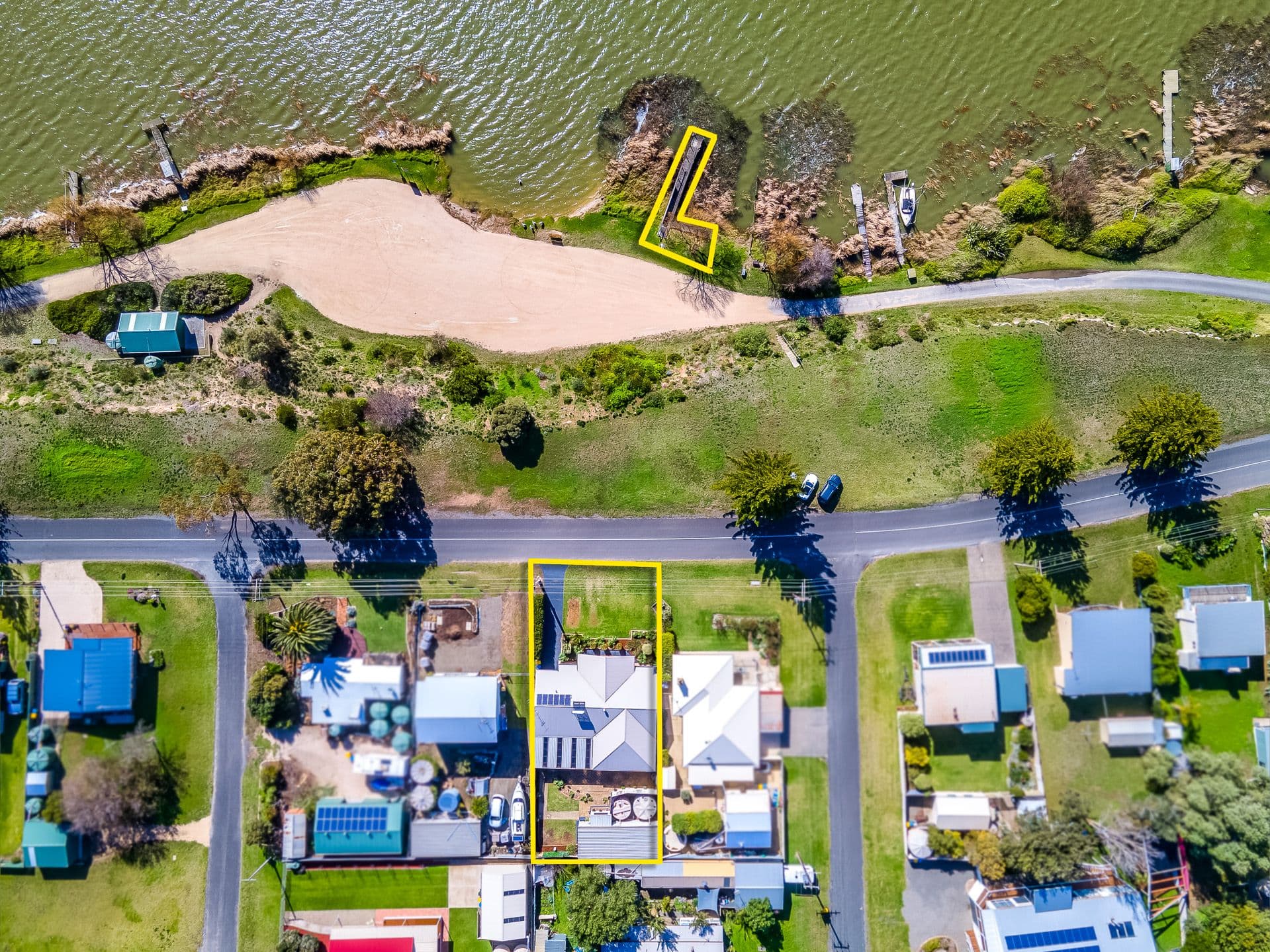 19 Captain Sturt Parade, Hindmarsh Island SA 5214, Hindmarsh Island - Thumbnail 4