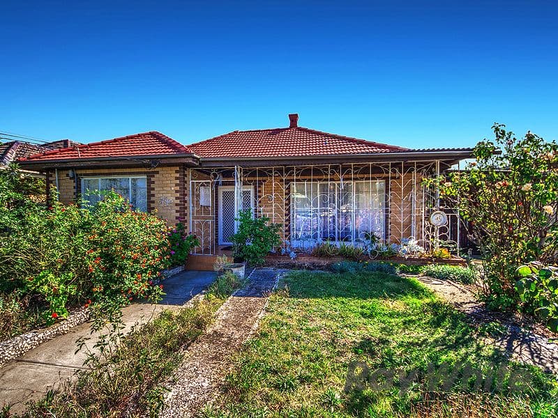 29 Erica Avenue, St Albans VIC 3021, St Albans - Thumbnail 4
