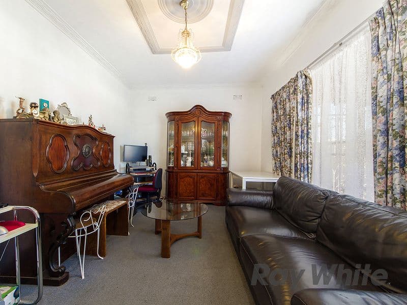 29 Erica Avenue, St Albans VIC 3021, St Albans - Thumbnail 5