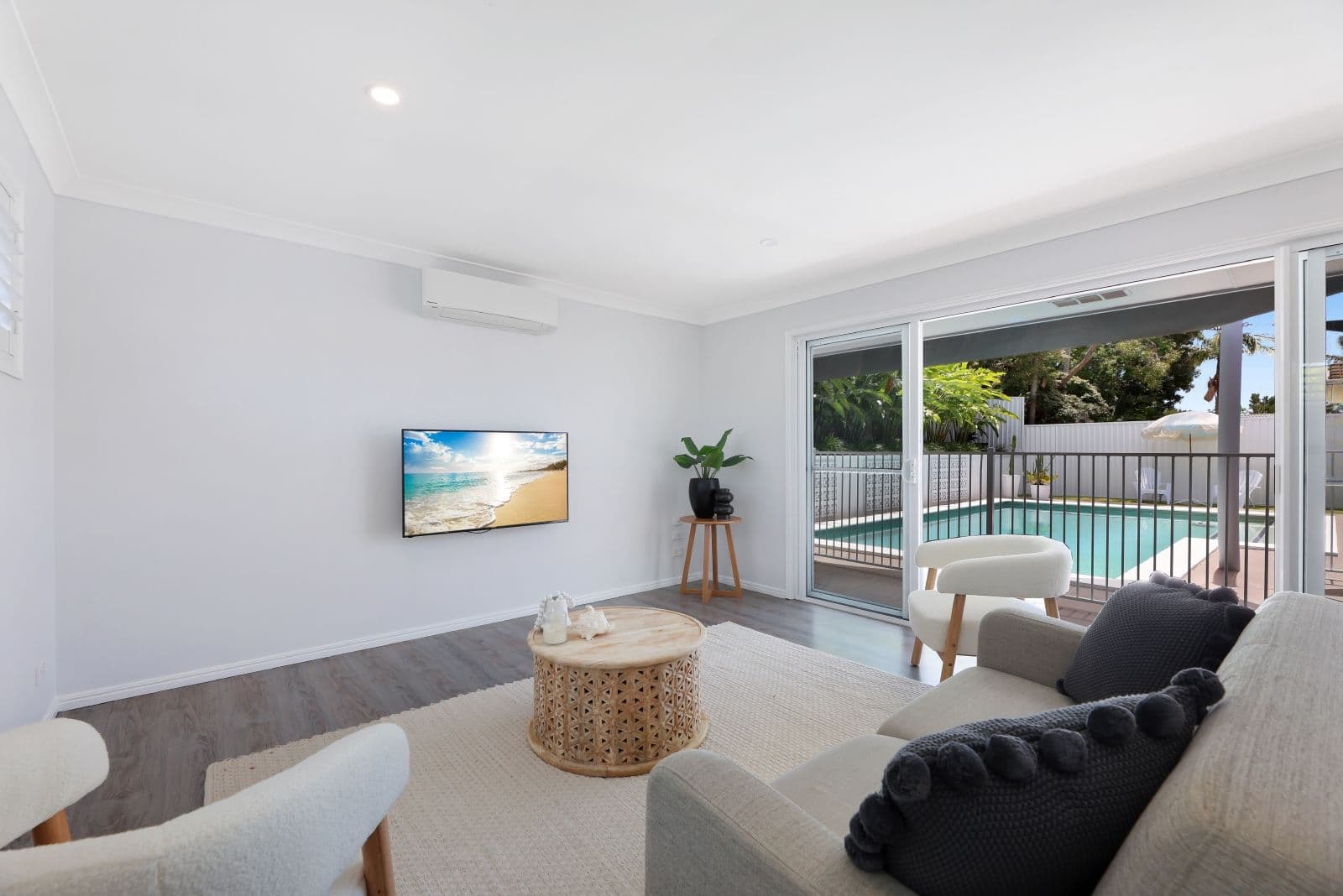 41 Jack Nicklaus Way, Parkwood QLD 4214, Parkwood - Thumbnail 2