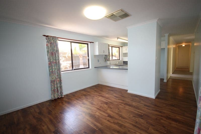 3 Ward Cresent, BILOELA QLD 4715, Biloela - Thumbnail 2