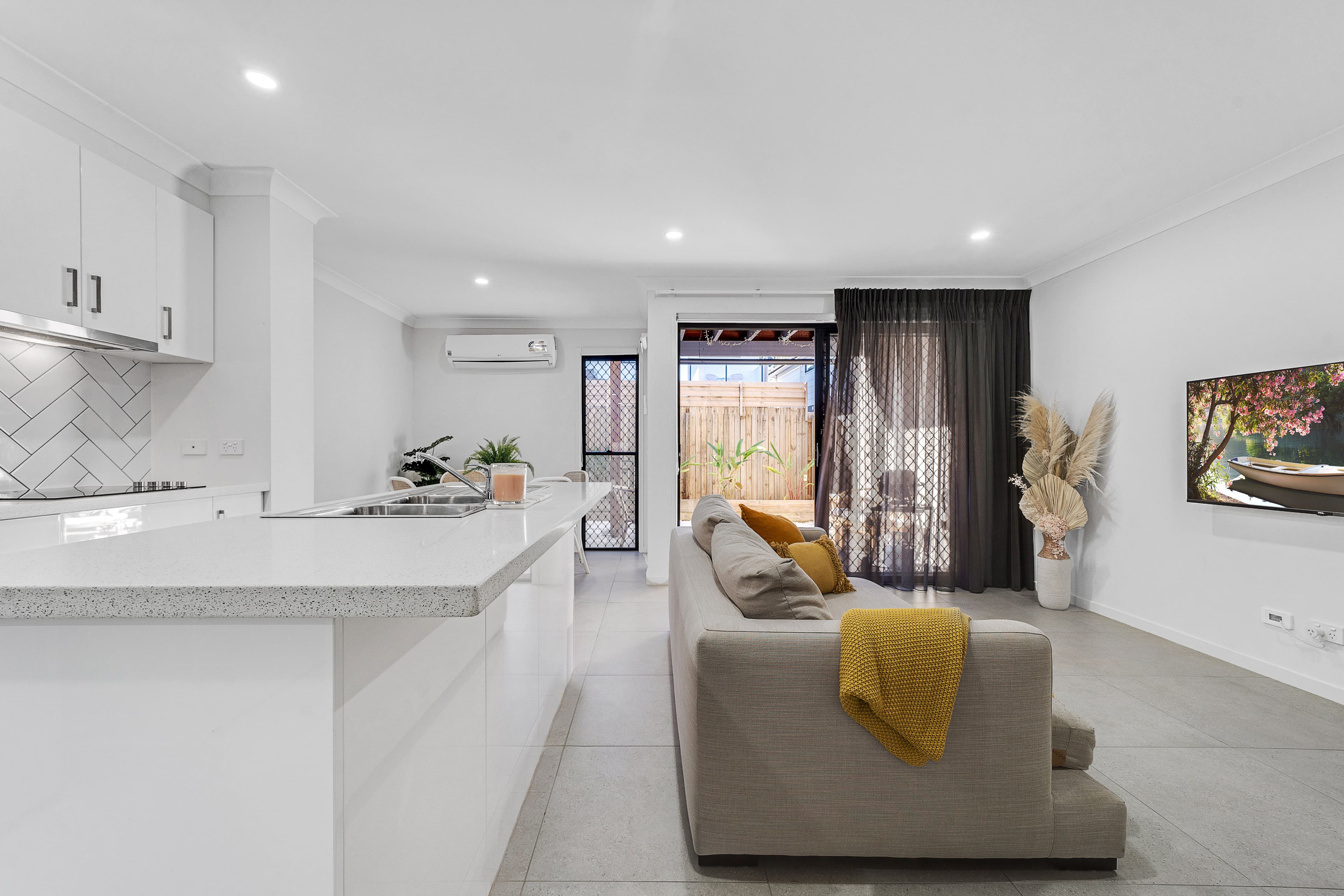 41-43 Solomon Avenue, Loganholme QLD 4129, Loganholme - Thumbnail 5
