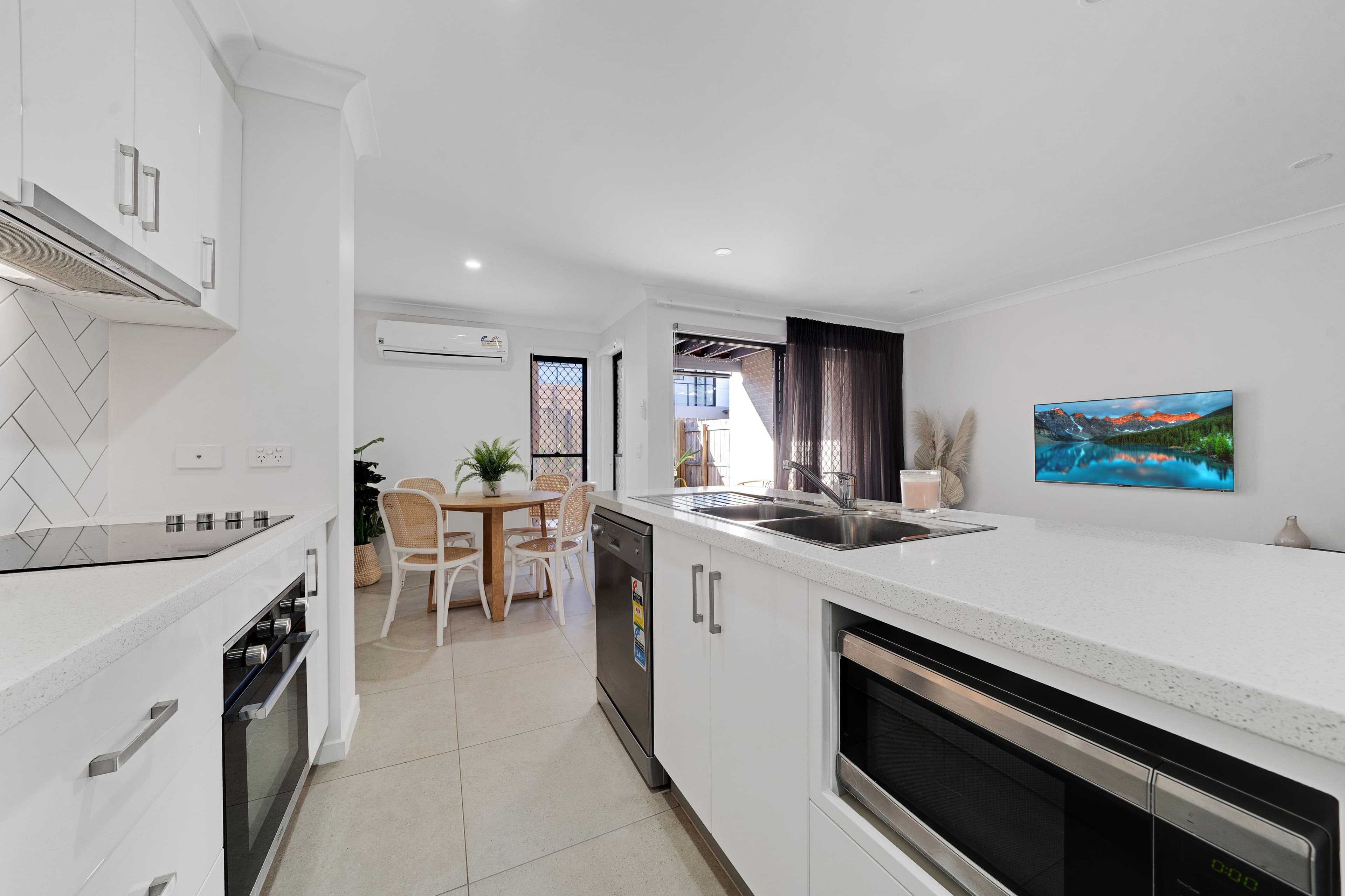 41-43 Solomon Avenue, Loganholme QLD 4129, Loganholme - Thumbnail 6