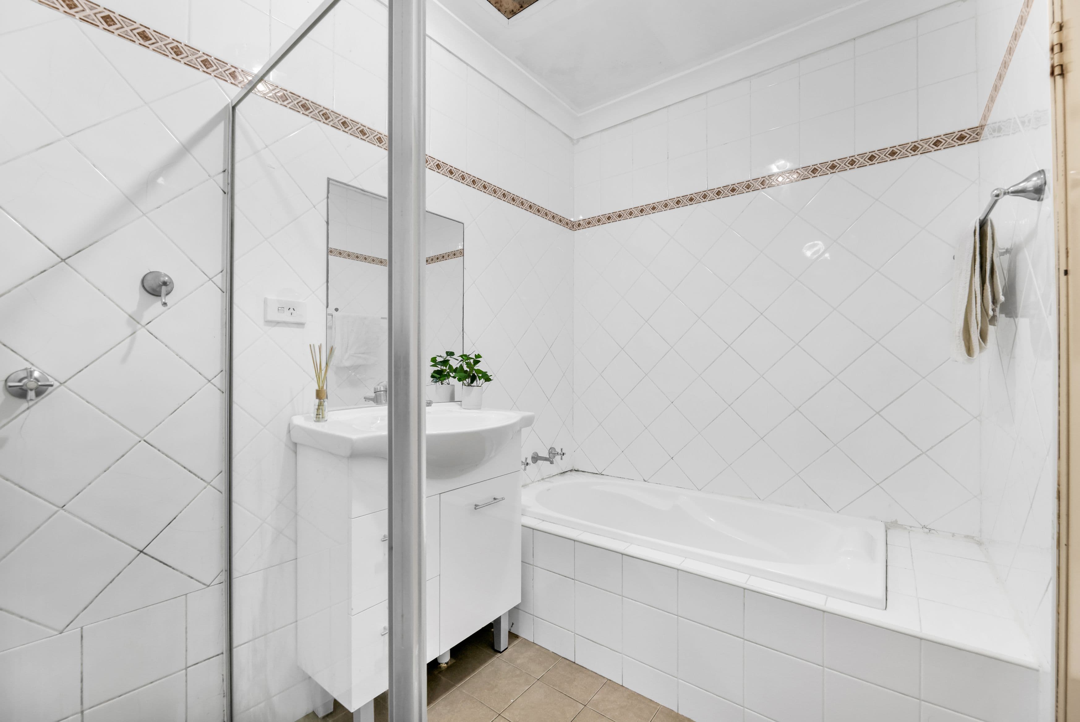 8-12 Alexandra Avenue, Westmead NSW 2145, Westmead - Thumbnail 5