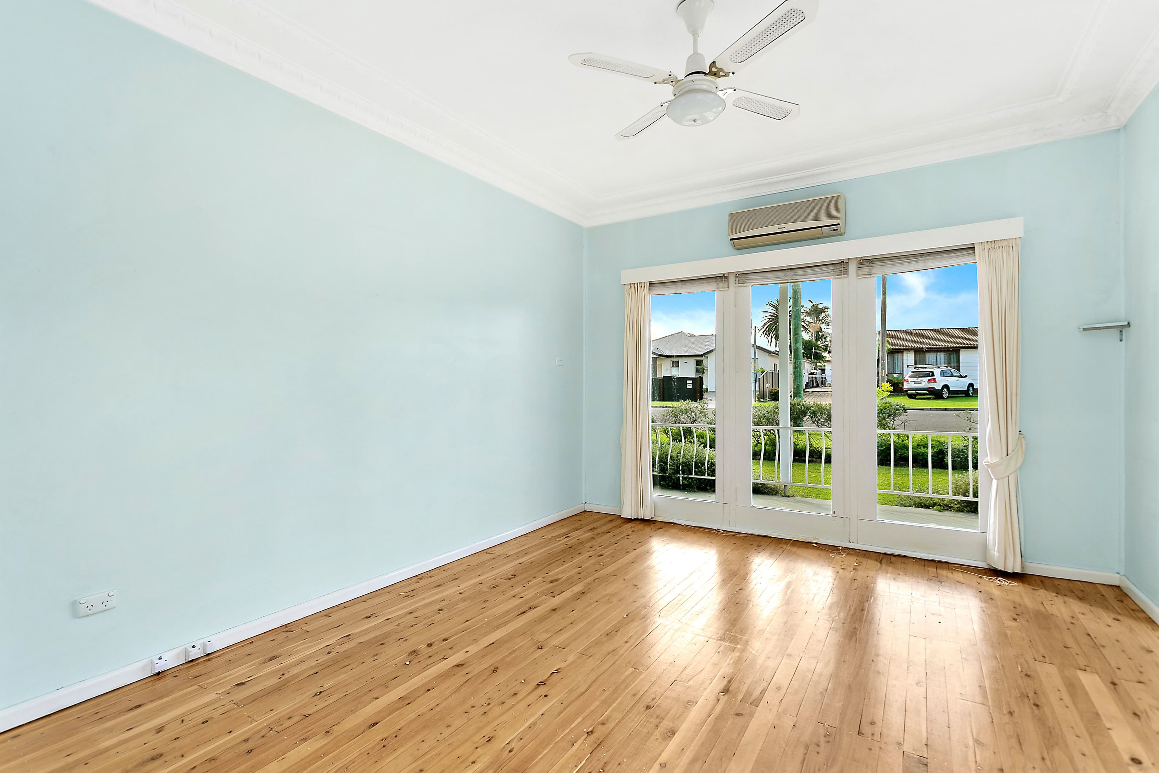 107 Wentworth Street, Oak Flats - Thumbnail 2