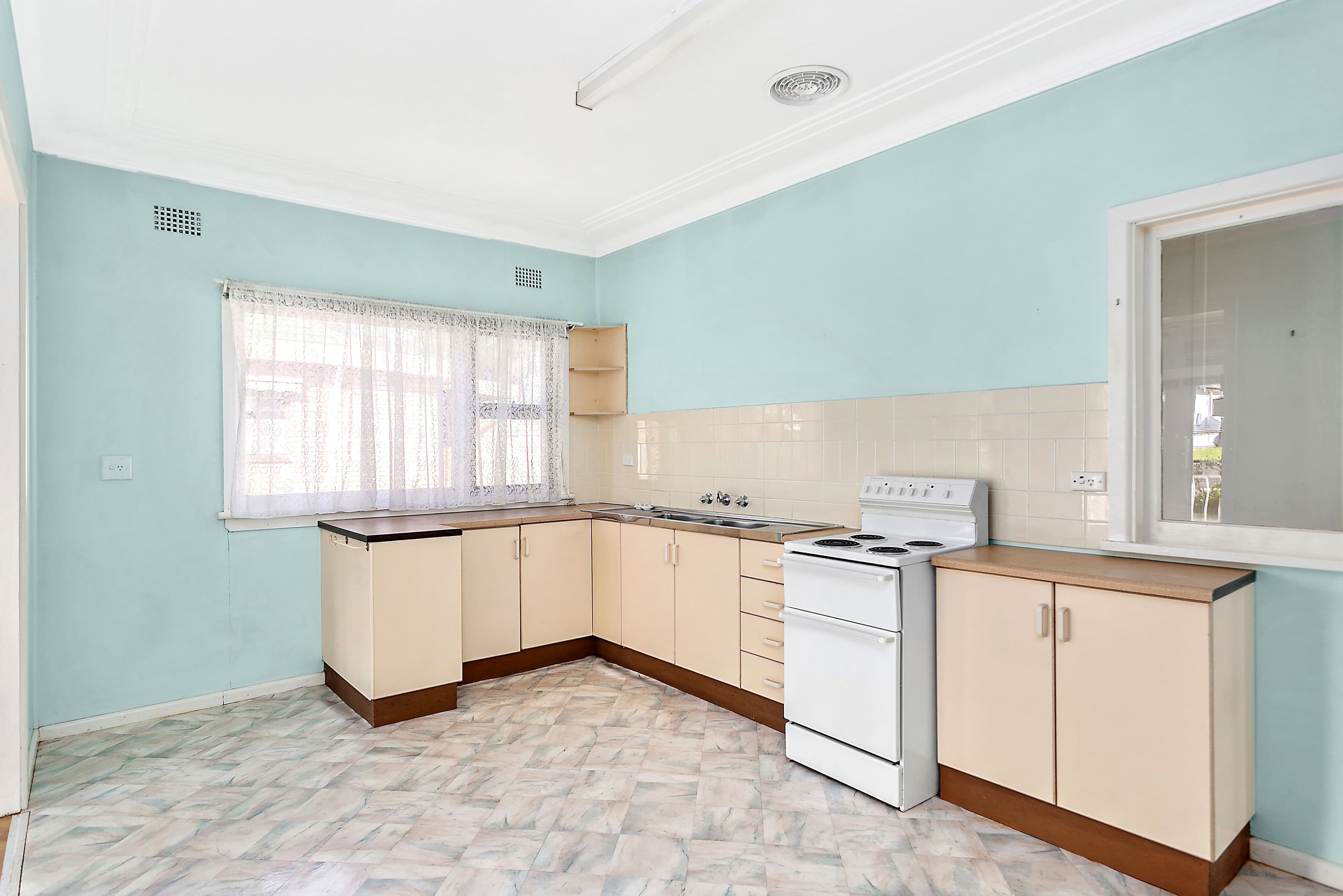 107 Wentworth Street, Oak Flats - Thumbnail 4
