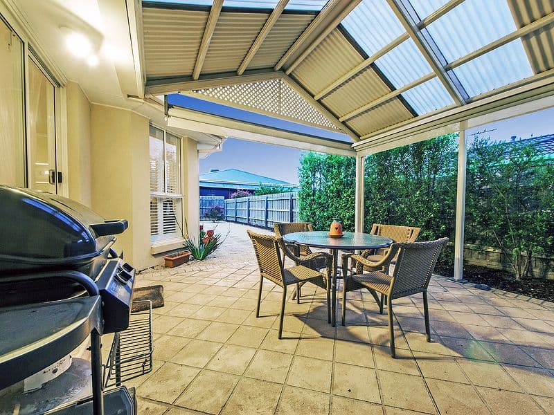9 Caledonian Way, POINT COOK VIC 3030, Point Cook - Thumbnail 3