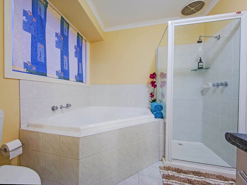 9 Caledonian Way, POINT COOK VIC 3030, Point Cook - Thumbnail 6