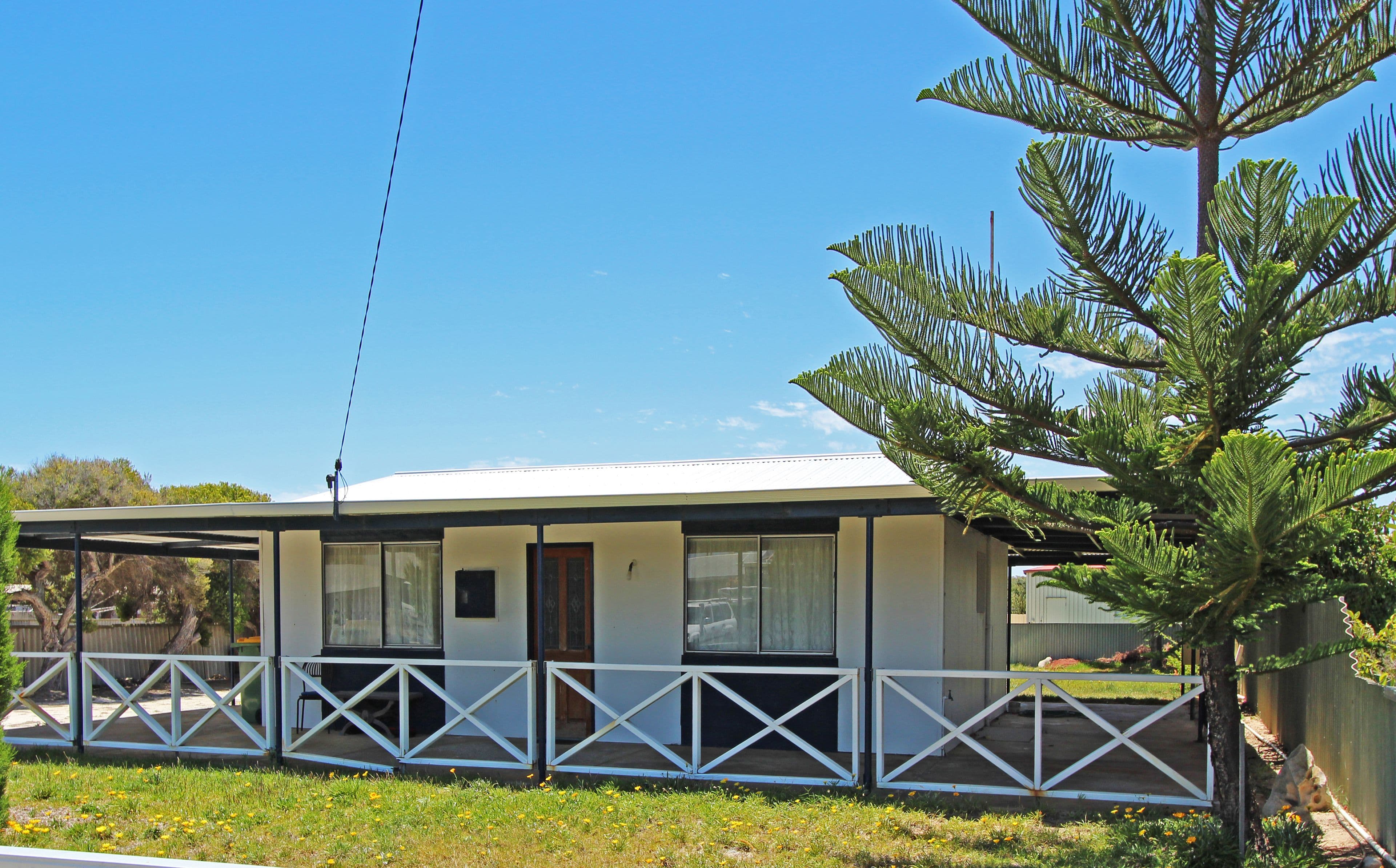 11 Ward Street, Jurien Bay WA 6516, Jurien Bay - Thumbnail 2